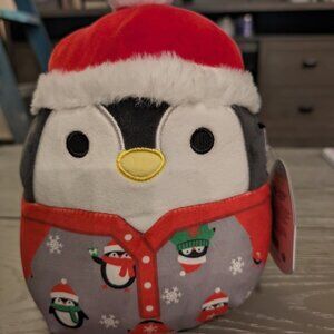 Luna Christmas Pajama Penguin Squishmallow 8 inch NWT